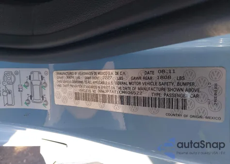 2012 Volkswagen Beetle 2.5L z USA, uszkodzony, nr VIN 3VWJP7AT1CM606522